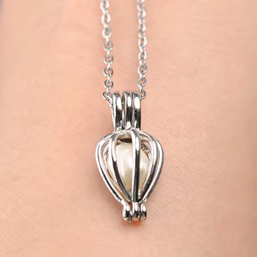  عکس زیبا گردنبند زنانه مدل صدف کنسروی Love Pearl 